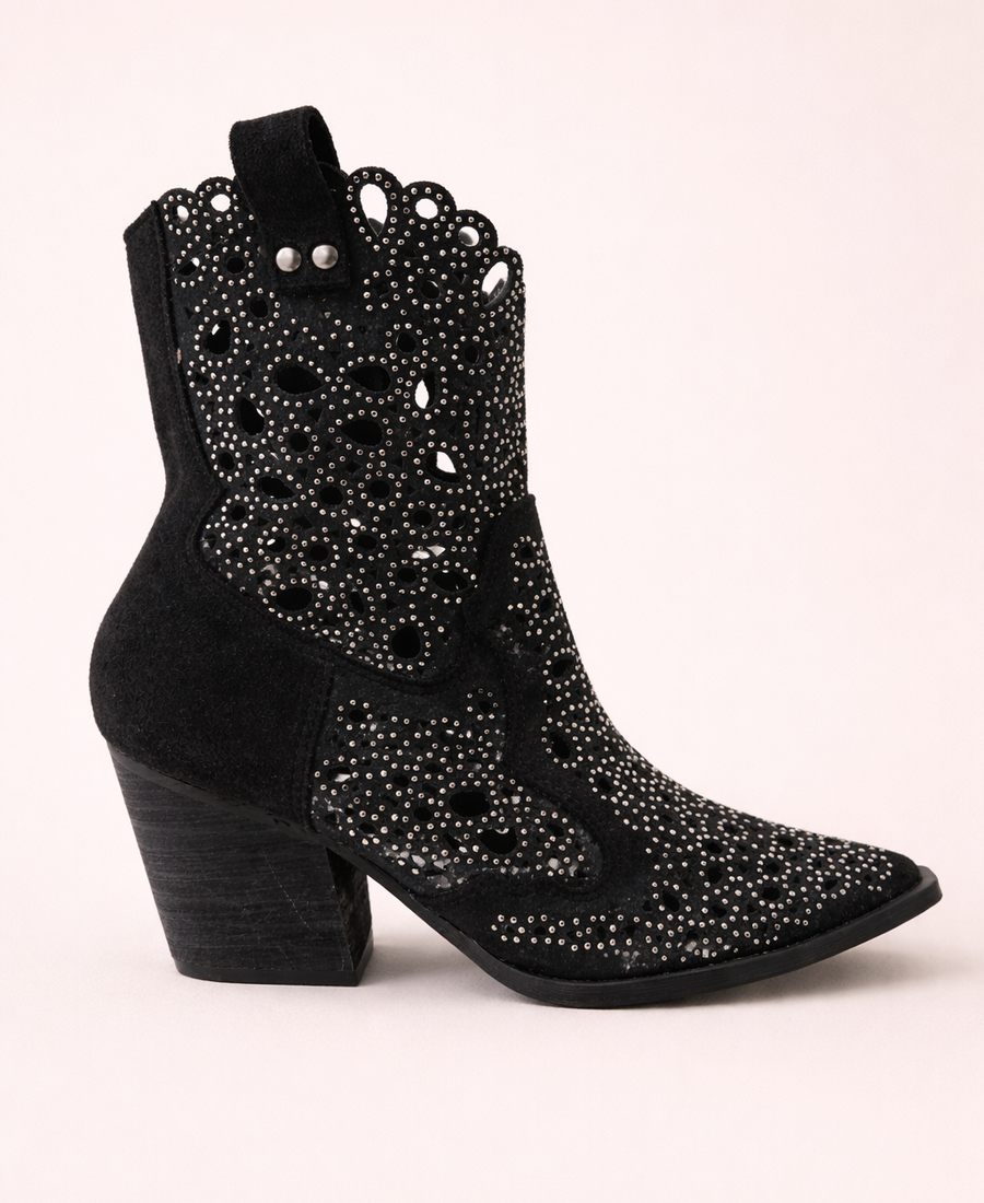 Bota vaquera de gamuza calada con micro-brillantes