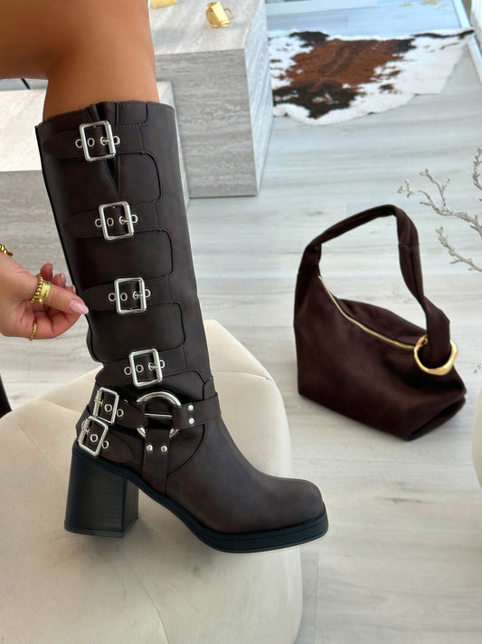 Bota Aryan Brown