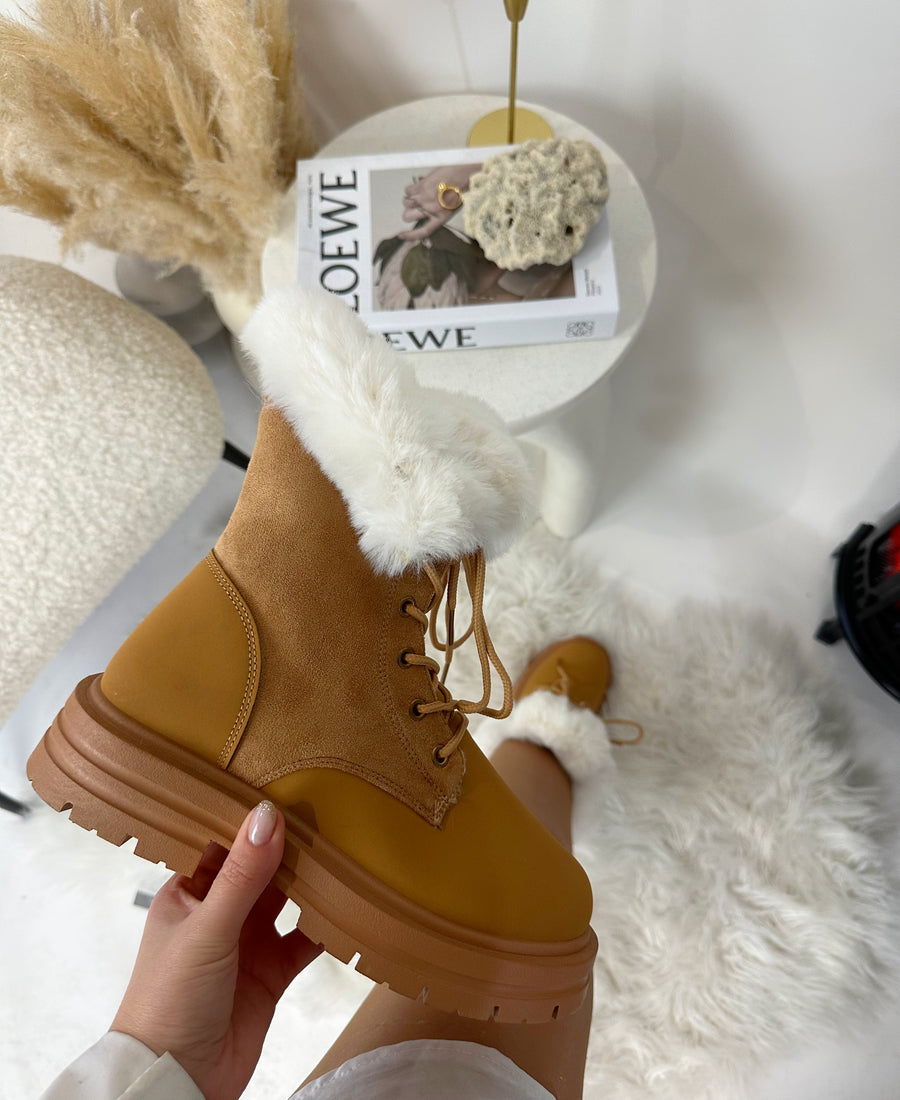 Bota Every Camel