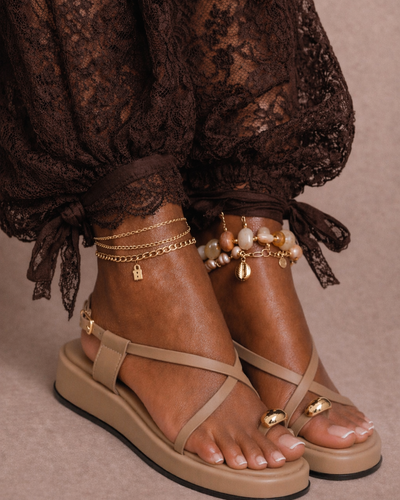 Sandalias de plataforma Golden Touch – Nude