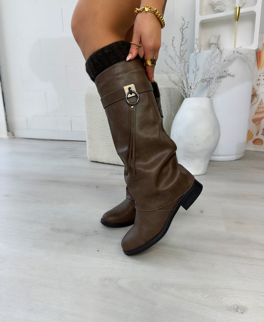 Bota Miky