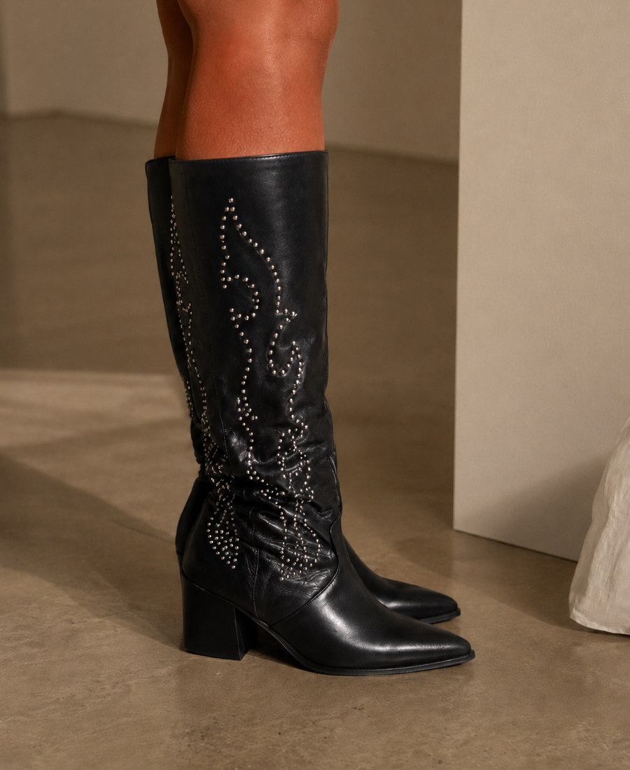 Bota Raven Studs