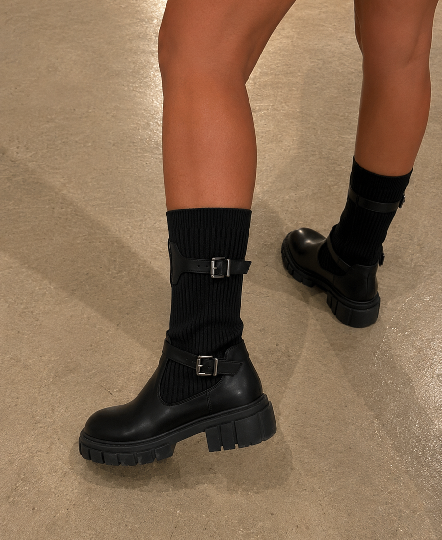 Bota Raven