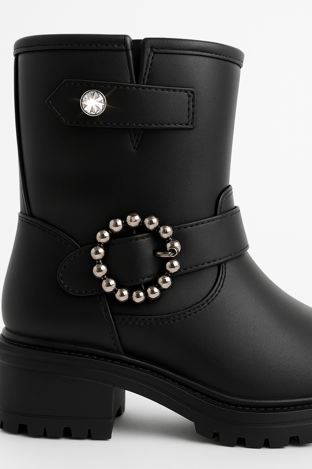 Bota Fally