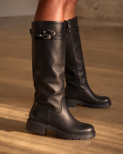 Bota Chunckya Black