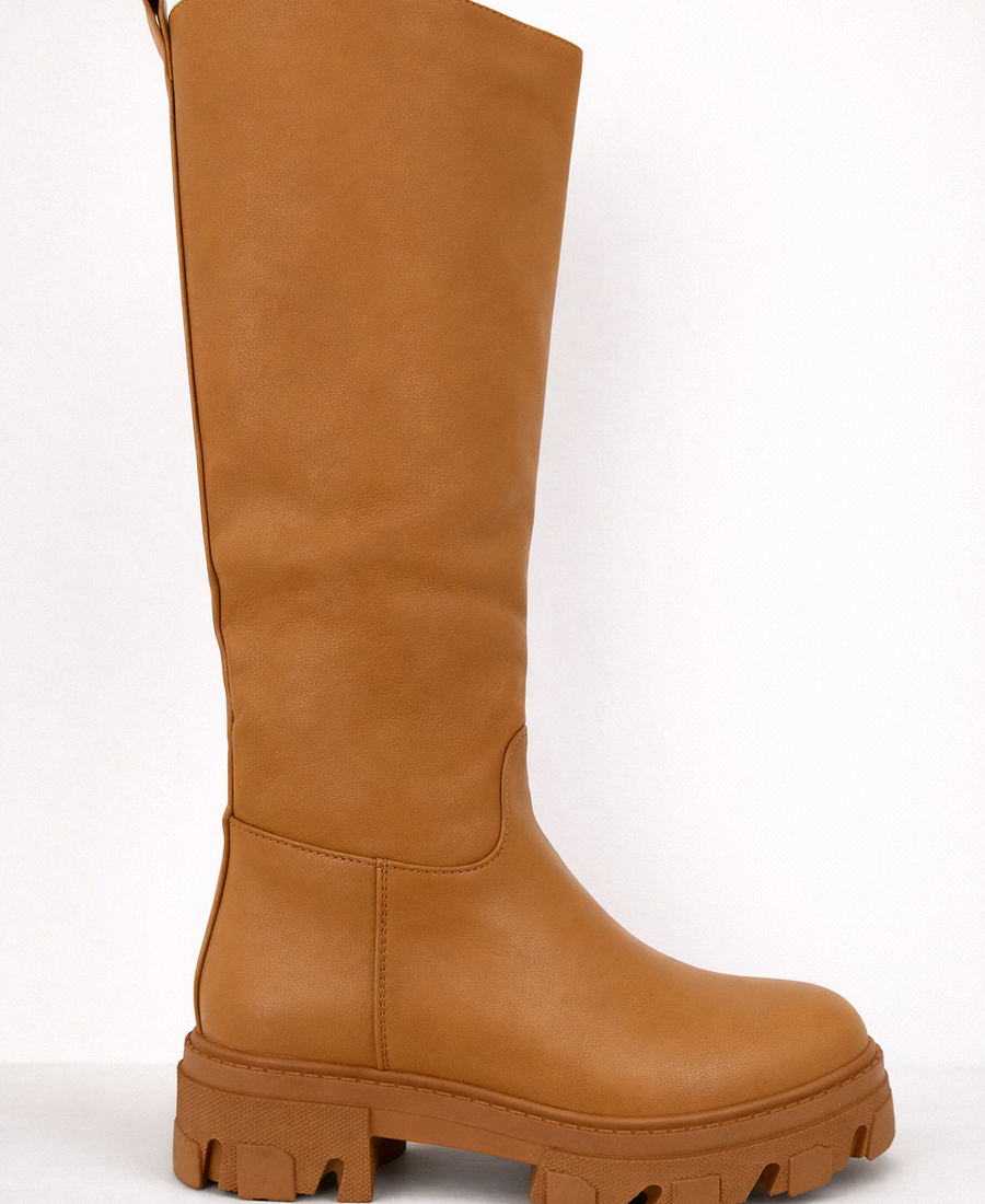 Bota Varly