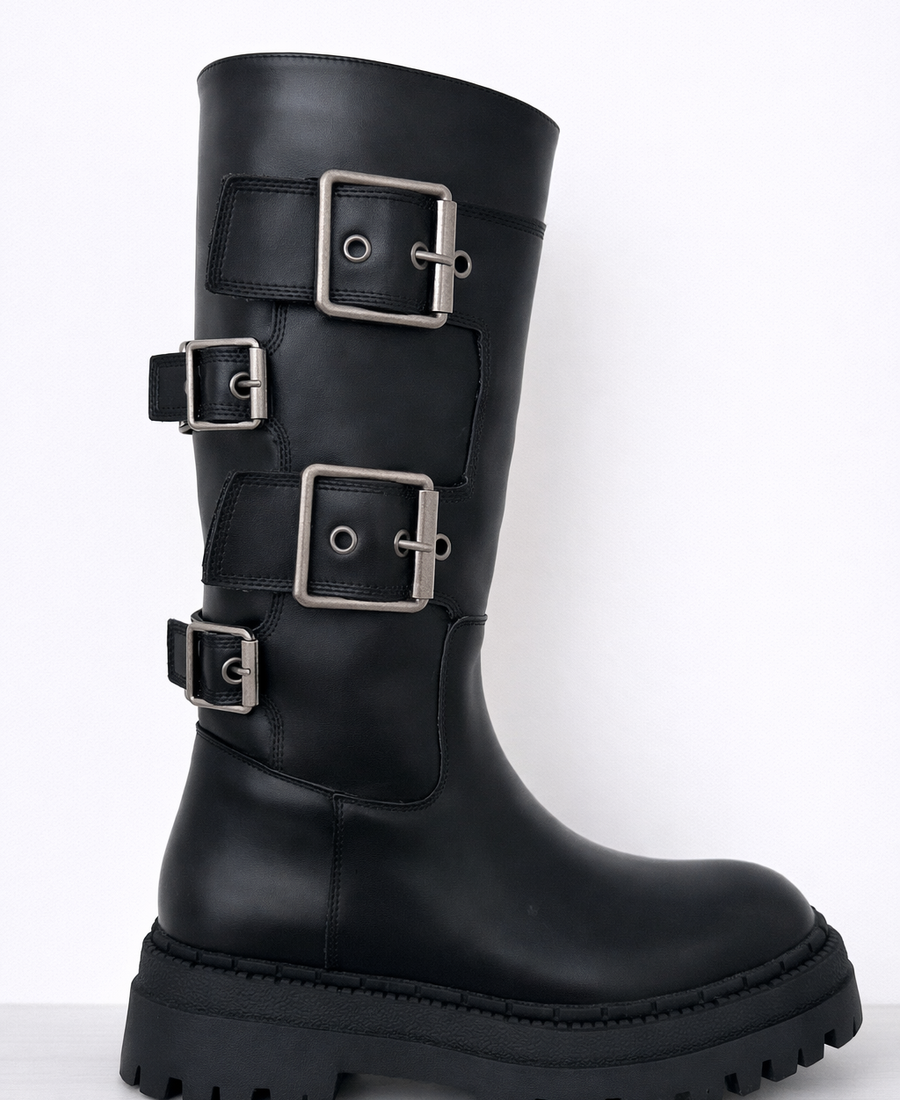Botte Anya