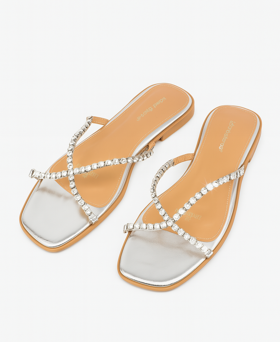 Chinelo Evy