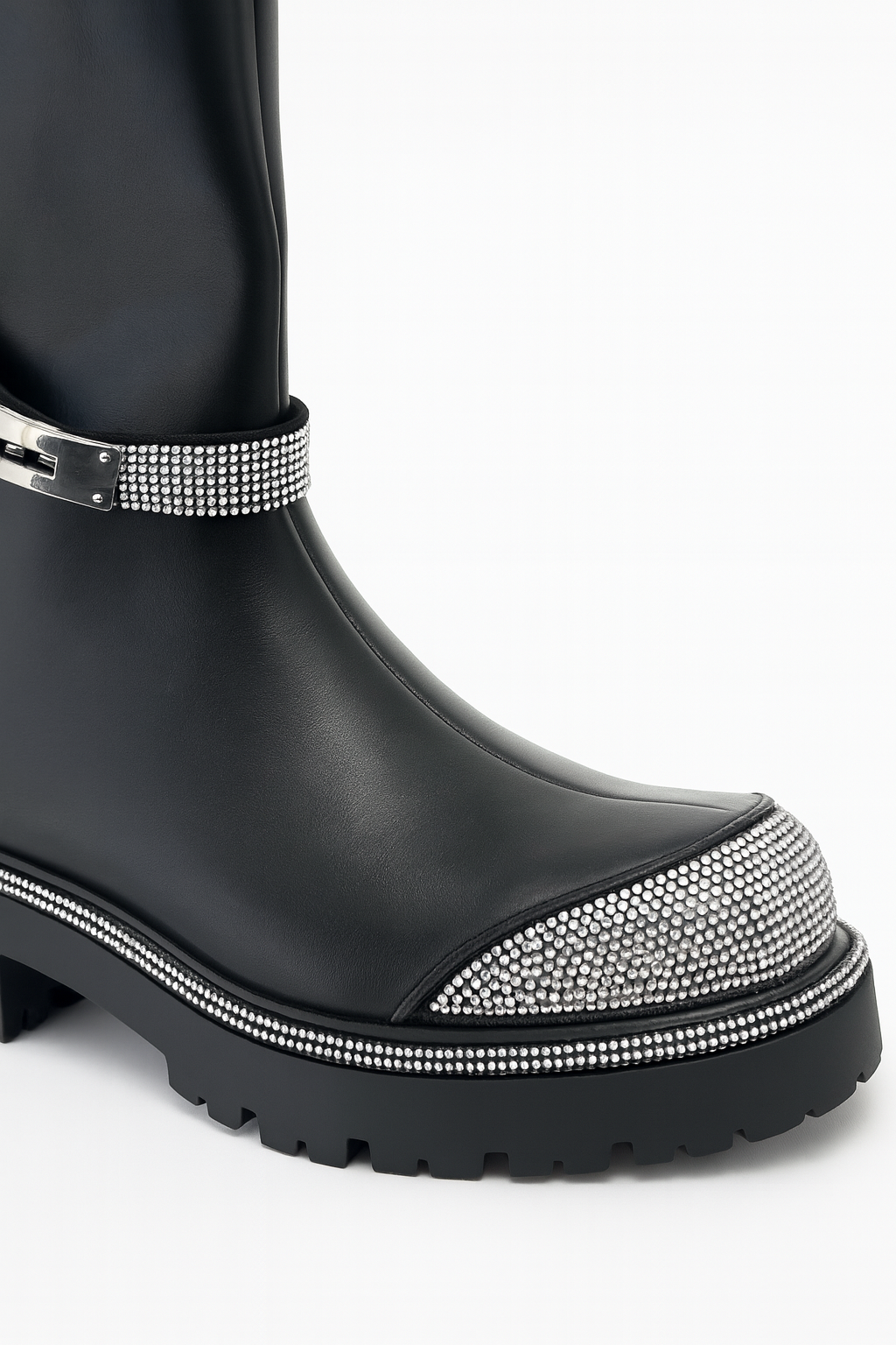 Bota Kiyana