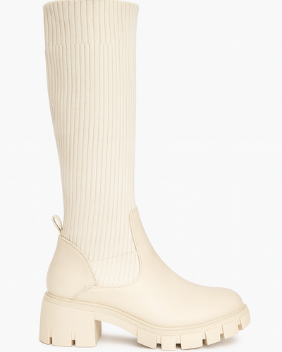 Bota Naya Nude