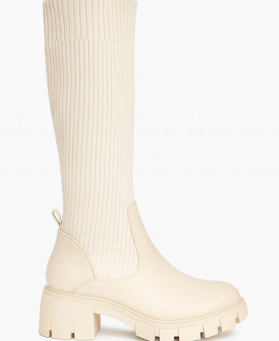 Bota Naya Nude