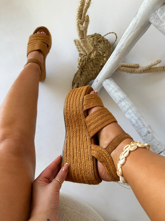 Sandália Bruna Camel