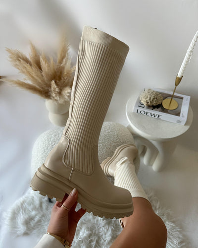Bottes Liz Nude