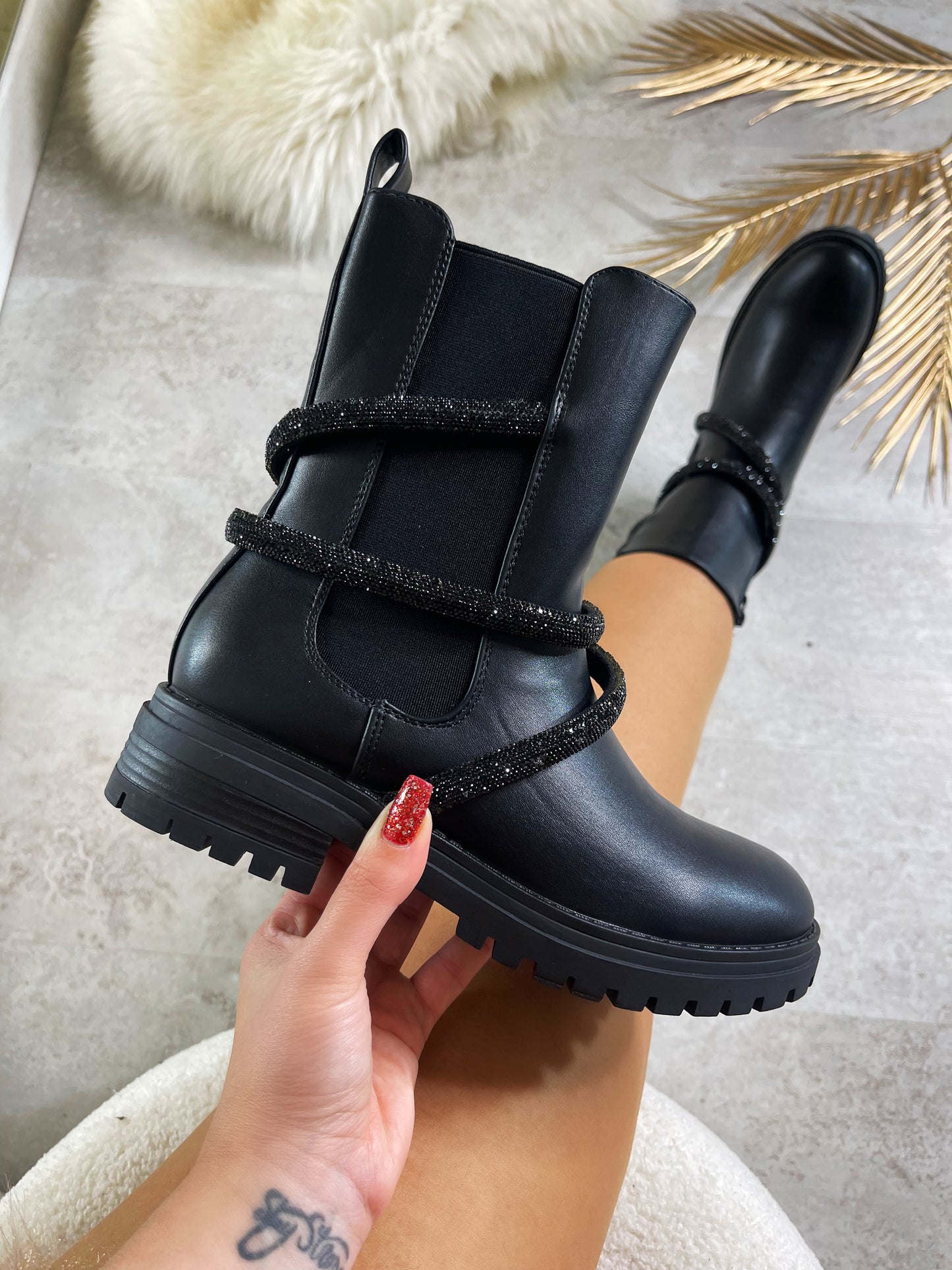 Bota Naomi Black