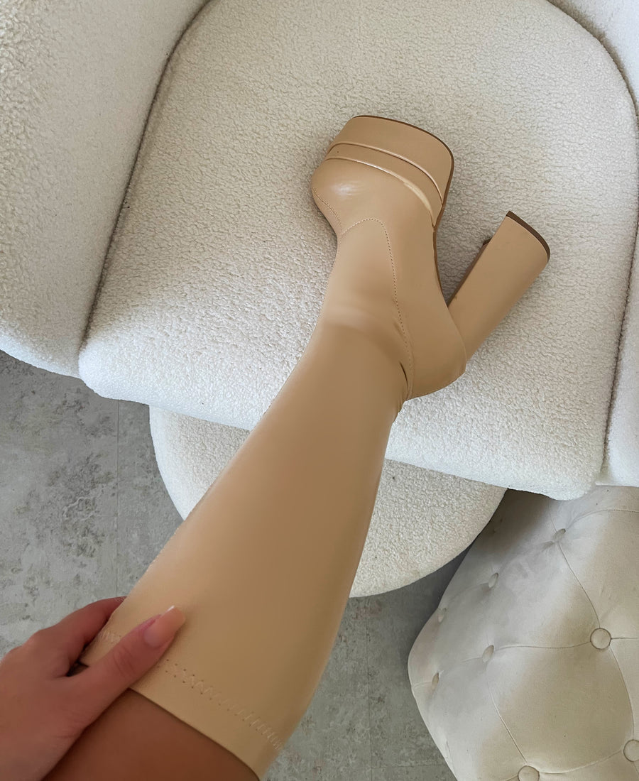 Bottes Karen Nude