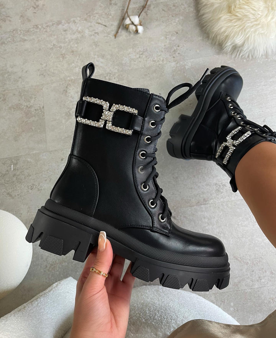 Botas Negras Isa