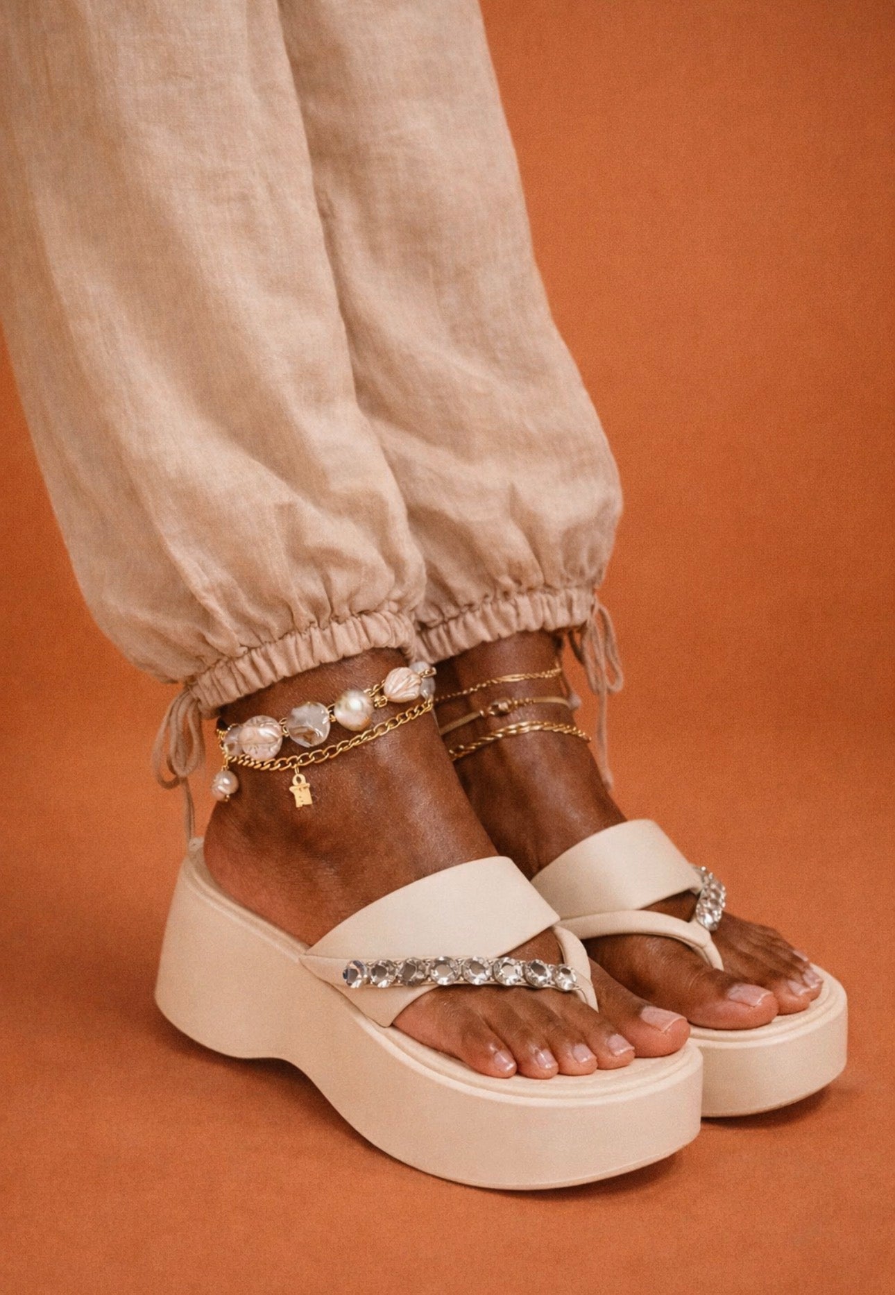 Crystal Touch Wedge — Soft Ivory