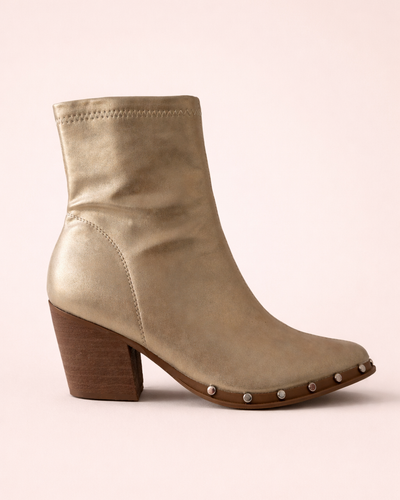 Bota Nayia