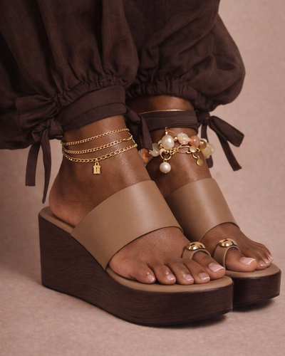 Sandalia de cuña Camel Golden Ring