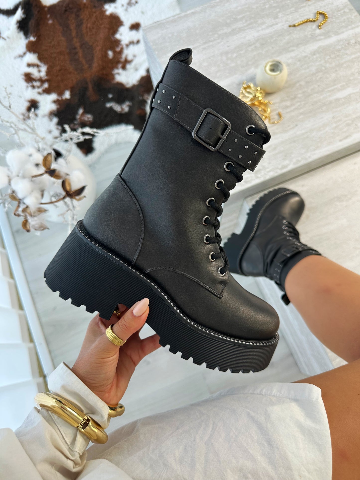 Bota Arrya