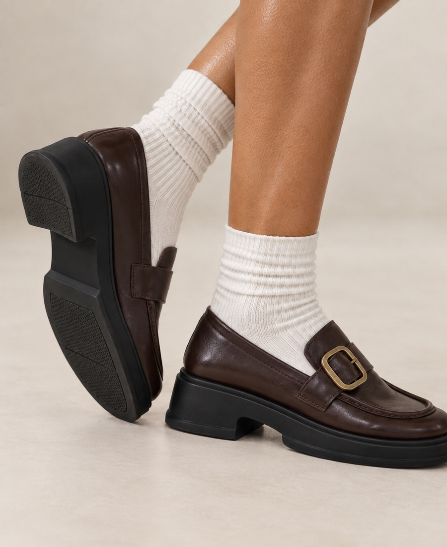 Mocassini con punta quadrata, suola chunky e fibbia – Marrone cioccolato