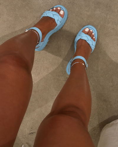 Sandali Capri azzurro cielo