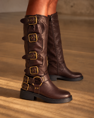 Bota Dakota Castanha