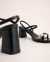 Tacones Esculpidos Obsidianos – Negro