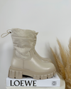 bota ariana