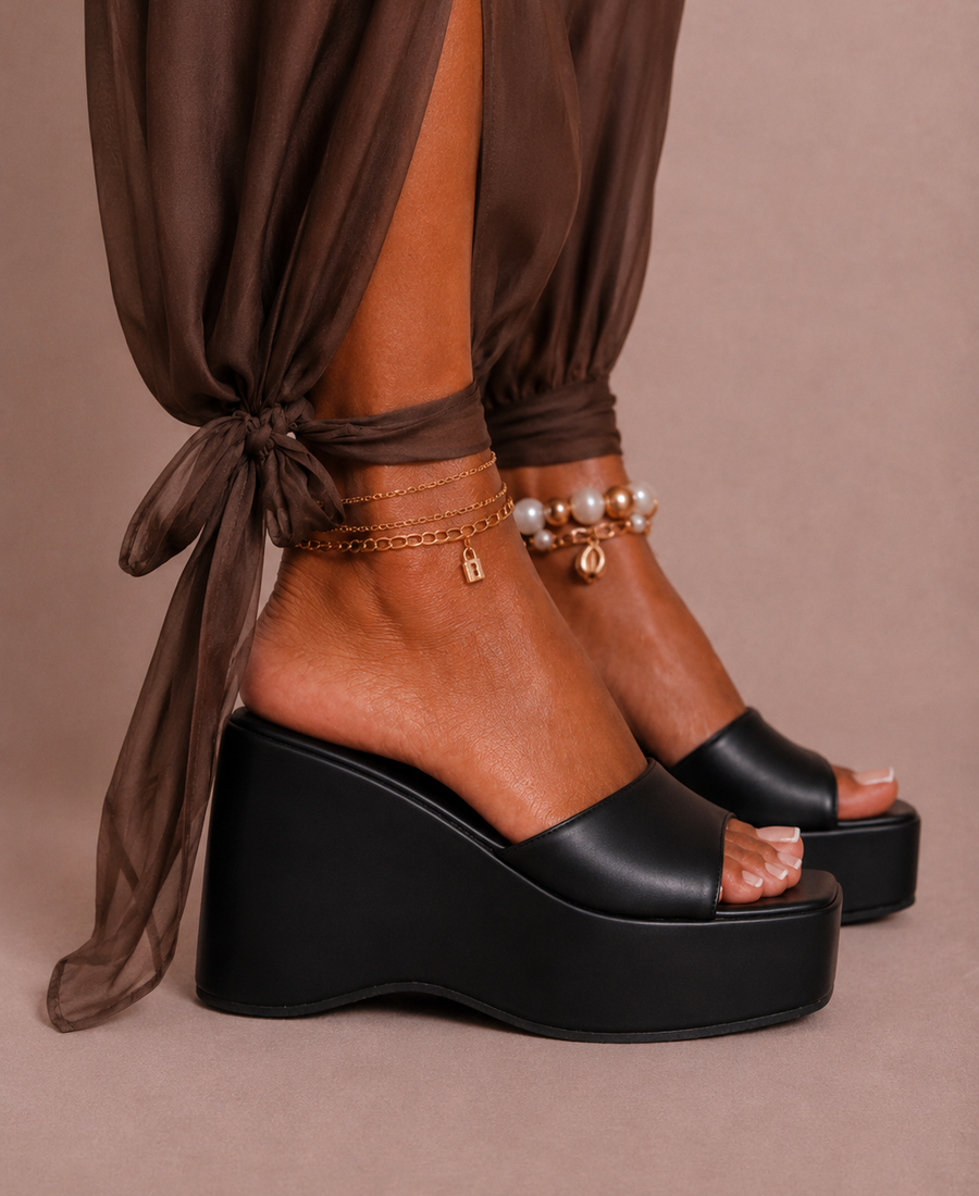 Siena Noir Platform