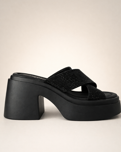 Mule de plataforma con tiras cruzadas negras