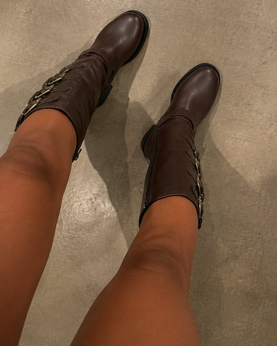 Bota Dakota Castanha