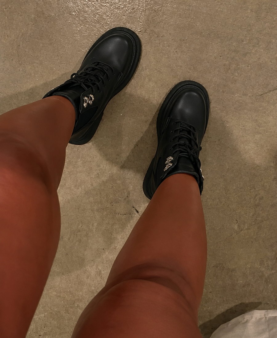 Botim Camden Preto