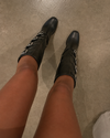 Bota Raven Buckle