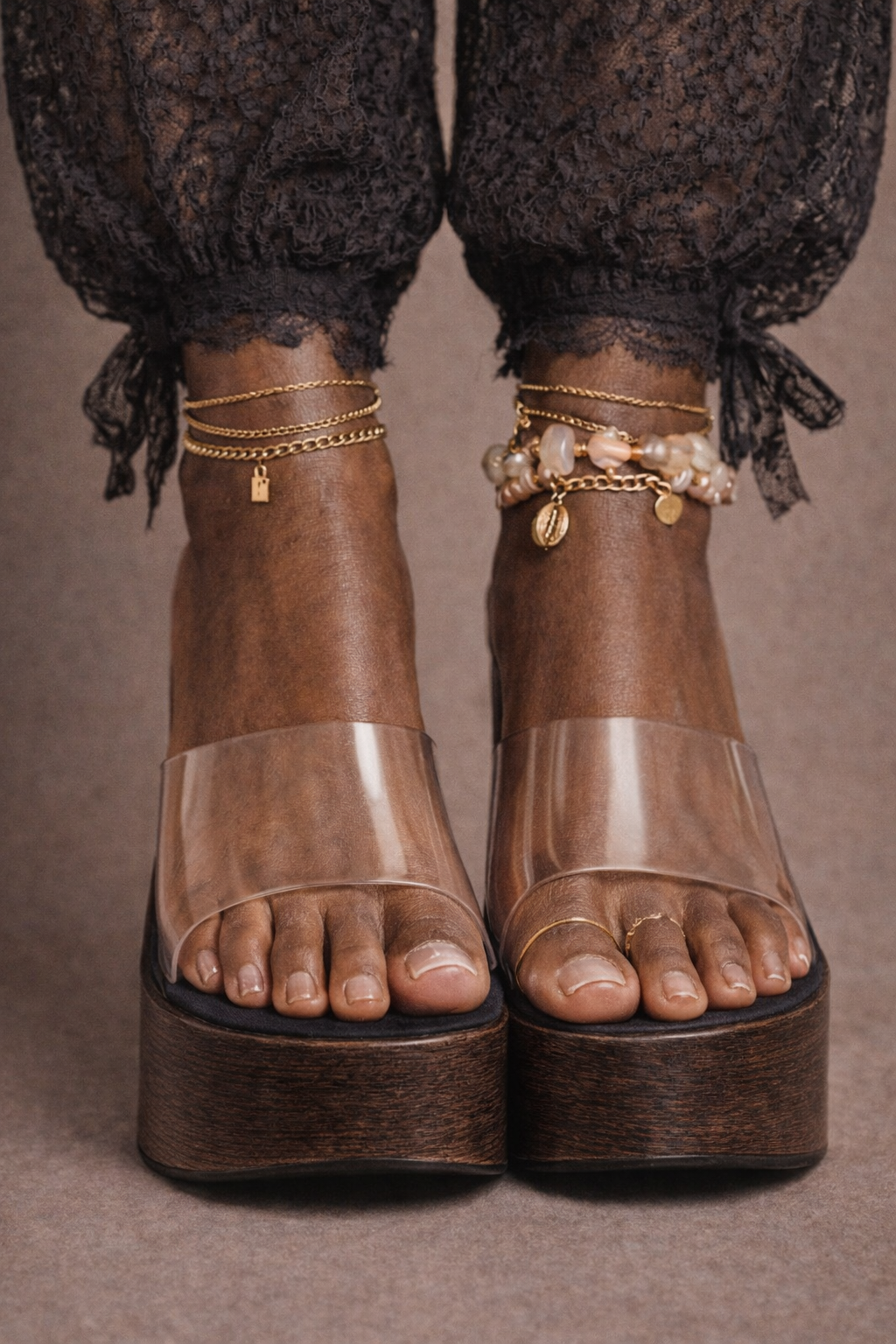 Clear Muse Wedge – Black