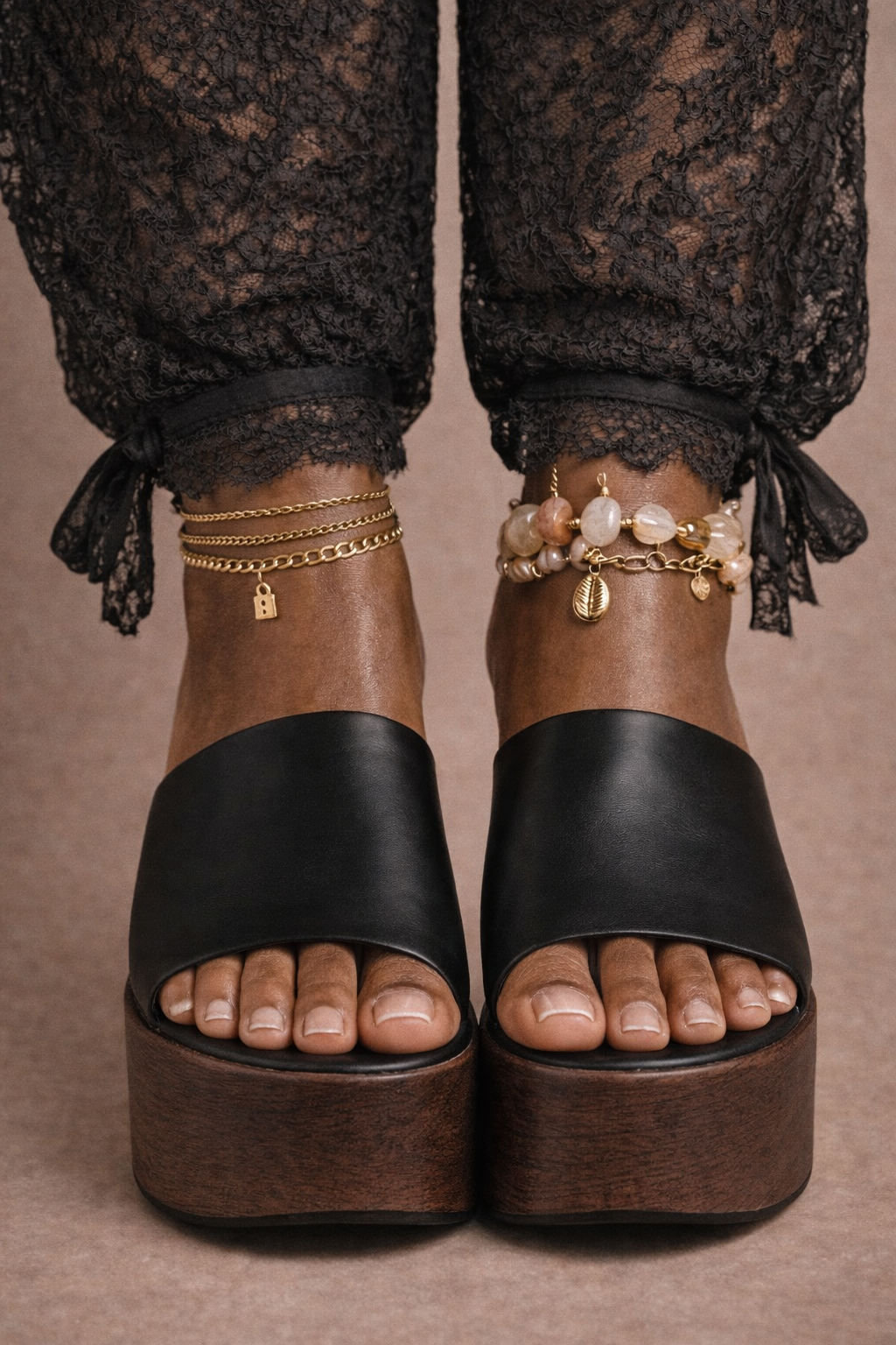 Sculpt Wedge Sandal –Black