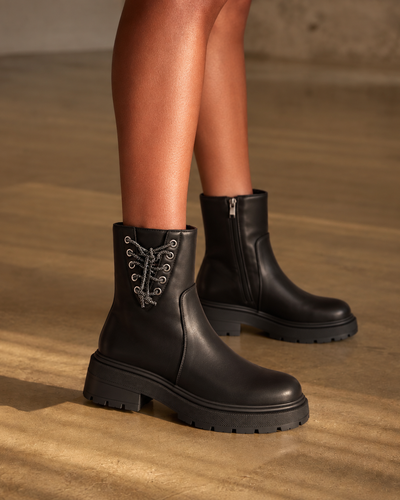 Biany Boot Black