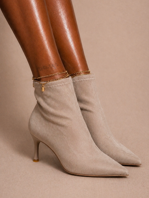 Exclusive by Amora