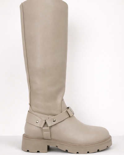 Bota desnuda prianky