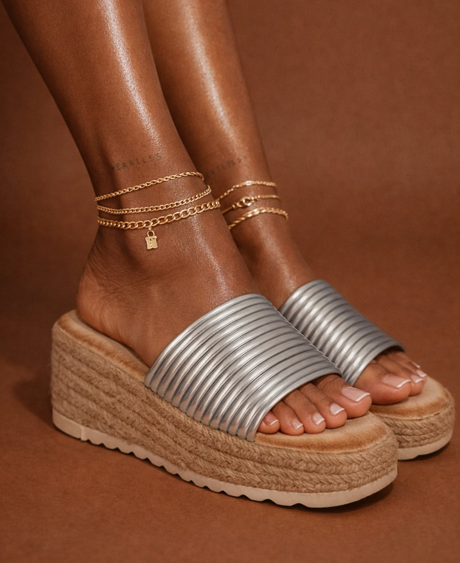 Metallic Ribbed Platform Mule – Silver Espadrille