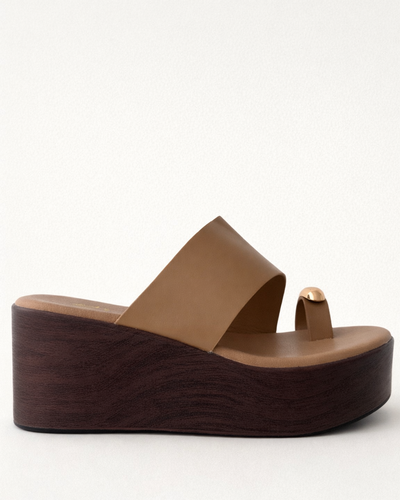 Sandalia de cuña Camel Golden Ring