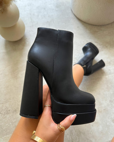 Botines Evya Negros