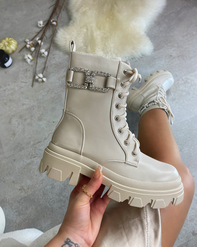 Bota Isa Desnuda